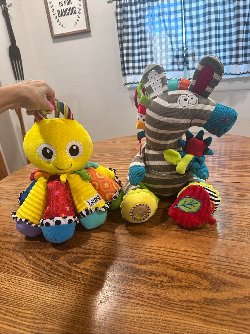 TOMY Lamaze Octotunes Musical Octopus & Dolce Activity Zebra Zeddy 2pc Lot